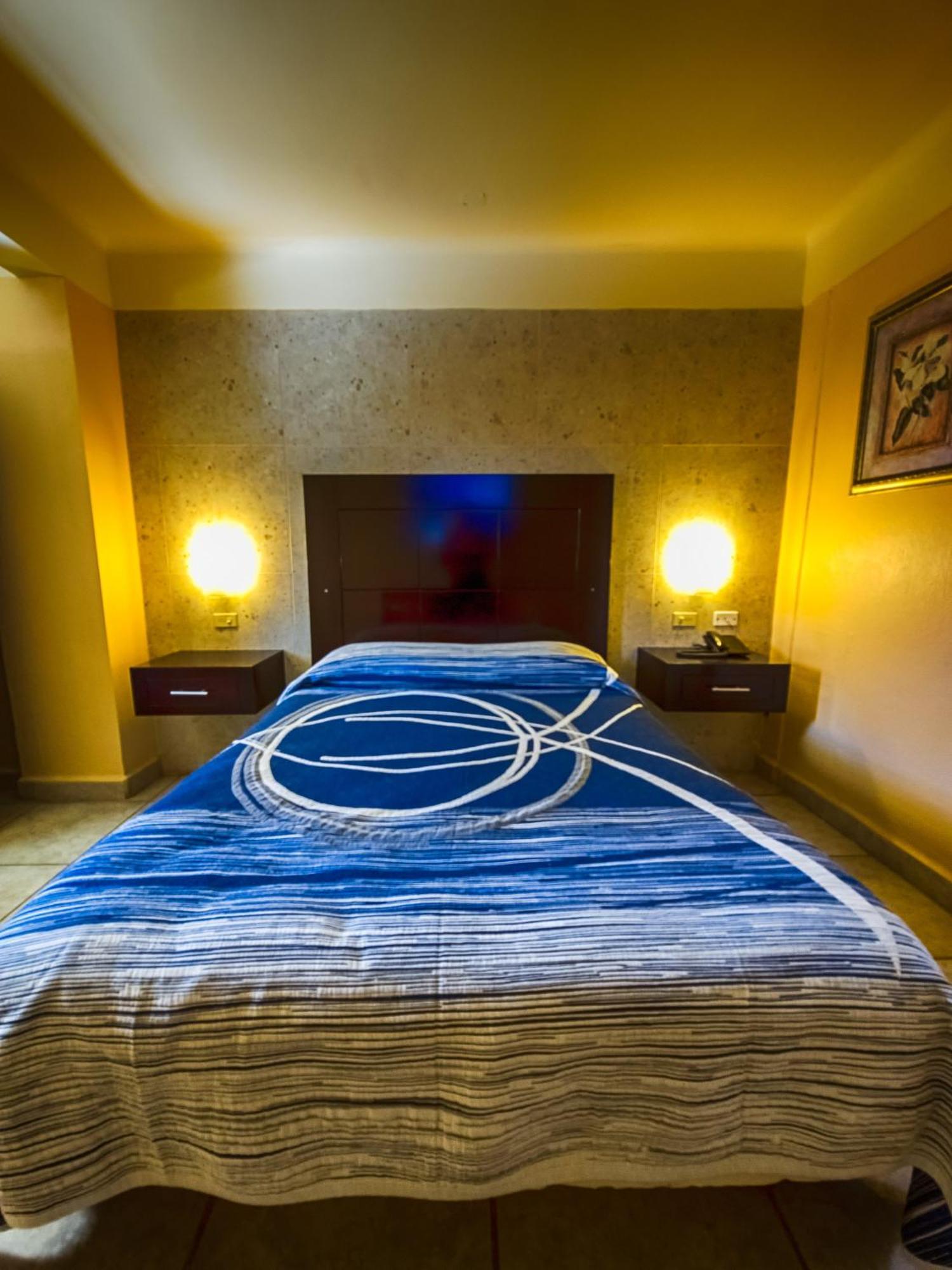 Hotel Oasis Ciudad Constitución Екстериор снимка