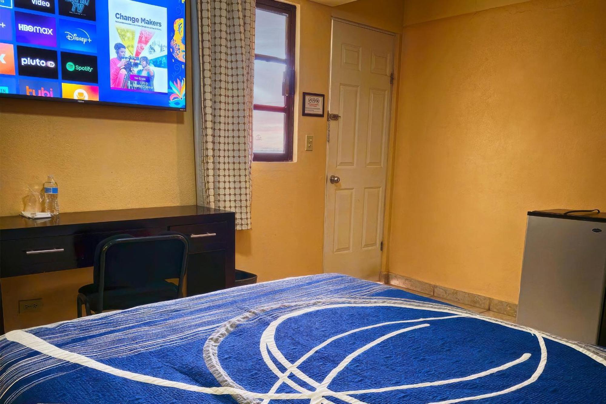 Hotel Oasis Ciudad Constitución Екстериор снимка